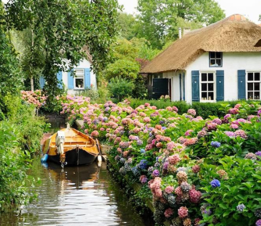Khung cảnh đẹp như truyện cổ tích tại ngôi làng Giethoorn