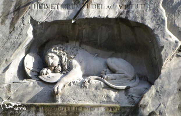 Tượng đài sư tử ở Lucerne