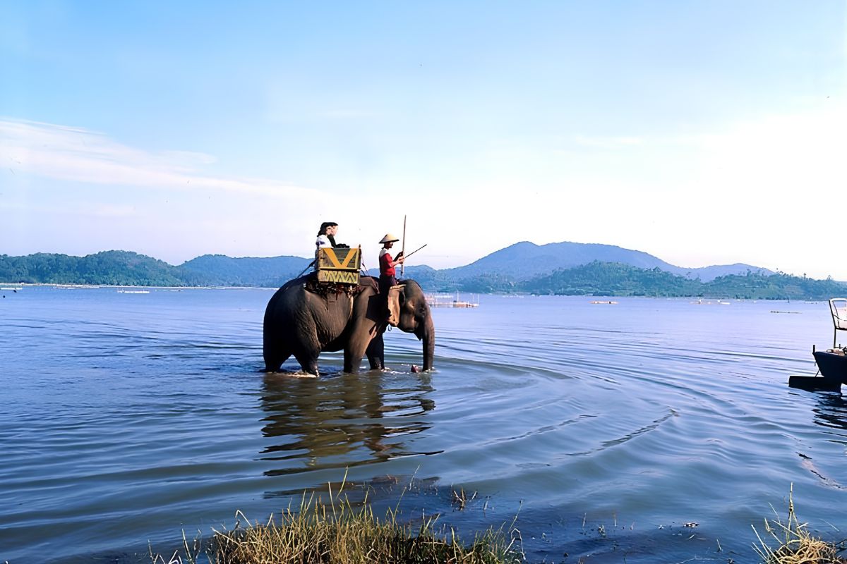 Hồ Lak